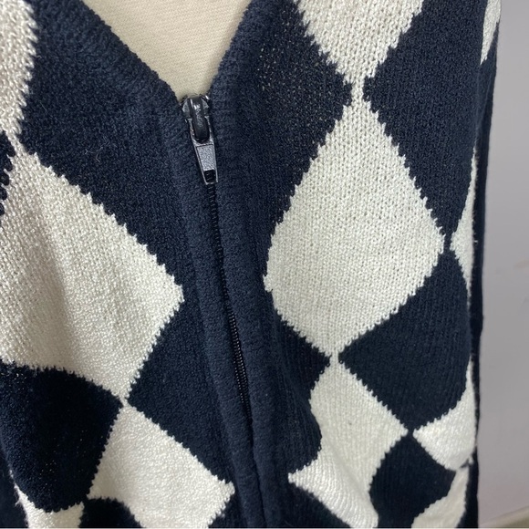 Vintage Joan Leslie Navy and White Argyle Knit Cardigan - Size M - Picture 4 of 5